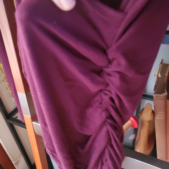 Anthropologie plum keyhole top - Picture 7 of 8